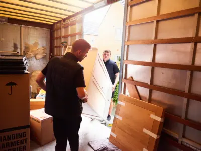 Sydney to Brisbane Backloading Services